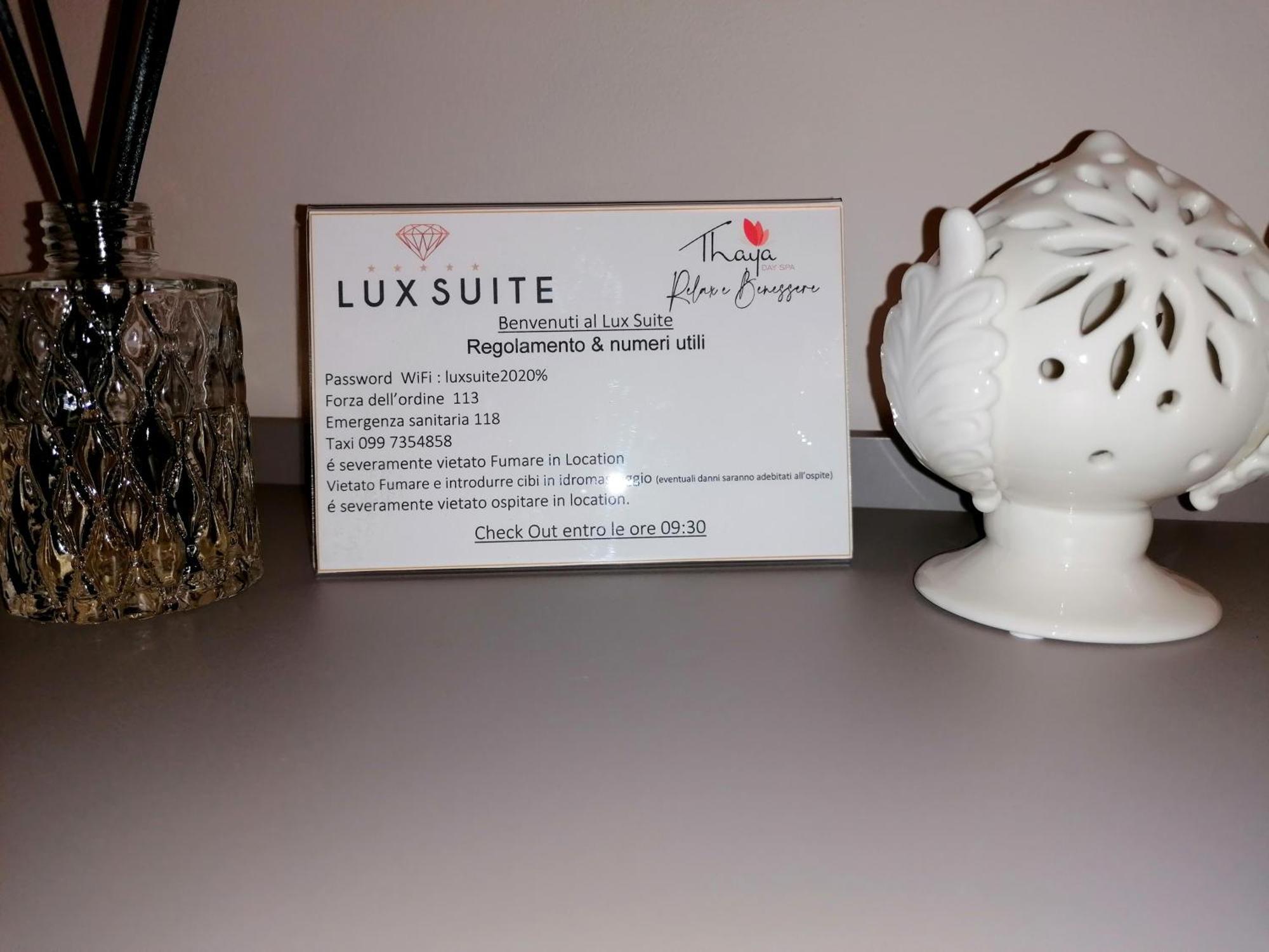 Lux Suite Taranto Zimmer foto